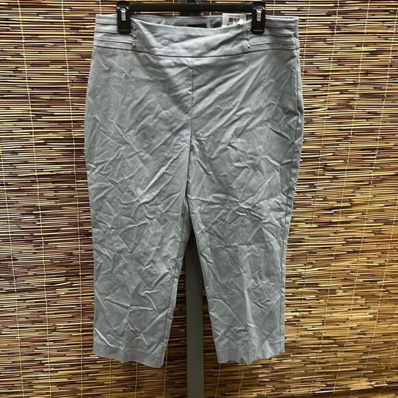 Jm Collection Embellished Pull-on Capri Pants, Created for Macy's Size L - Picture 1 of 2